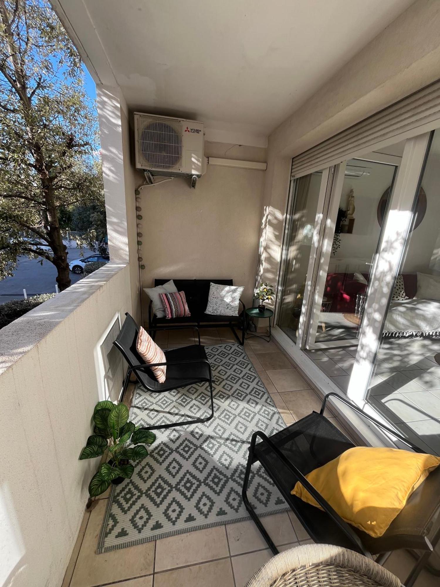 Joli / Parking / Clim / Wifi Apartment *